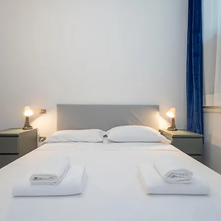 Apartment I Host - Lamarmora 3a *