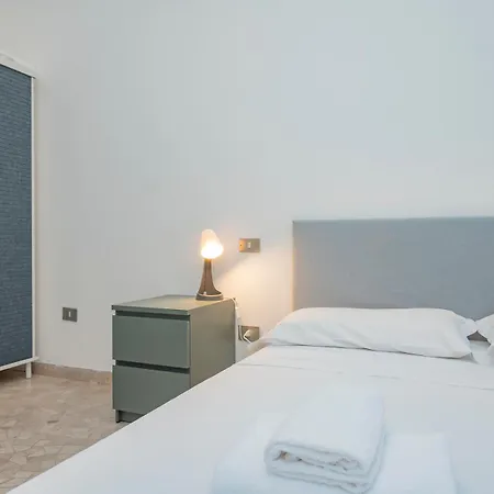 I Host - Lamarmora 3a Apartment