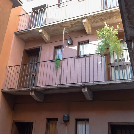 Disciplini A 5 Min Dal Duomo Appartement