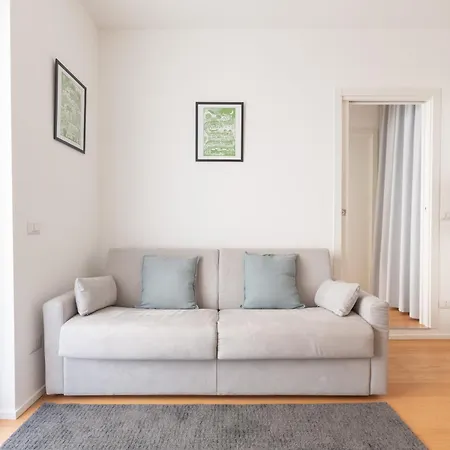 Easytopstay - Bramante Cozy Flat Apartment