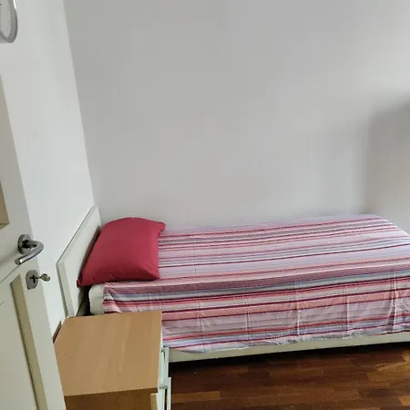 San Maurilio Pleasure Apartman *