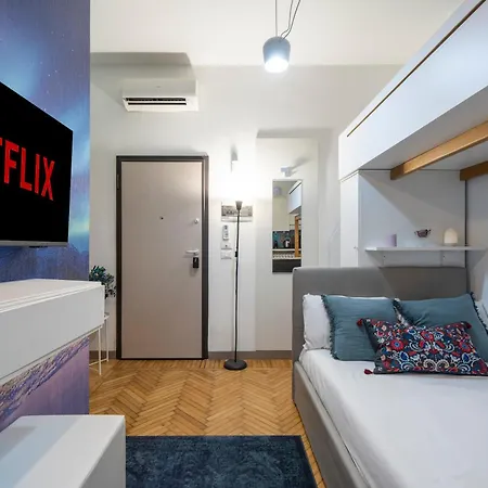 Loreto Prestige - Parking Free & Bulb Gym Milánó