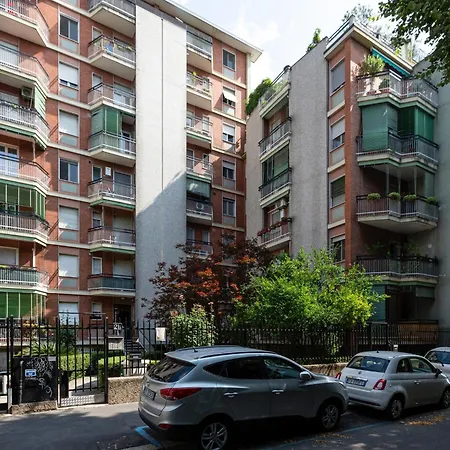 Apartment Abbiategrasso M2 With Balconies Milan