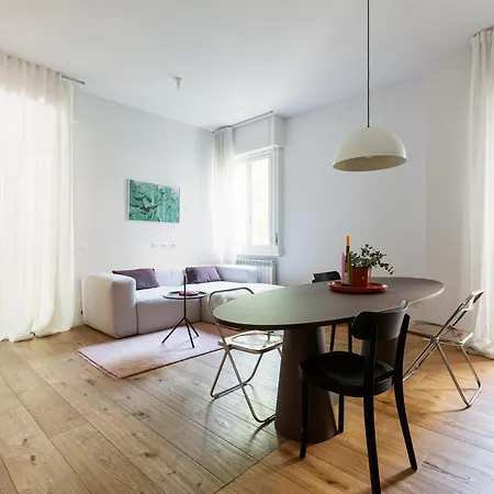 Abbiategrasso M2 With Balconies Apartment Milan