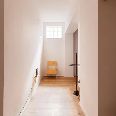 Abbiategrasso M2 With Balconies Apartment
