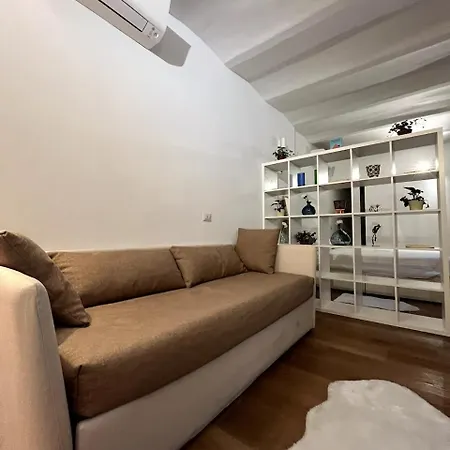 아파트 Pola's House *