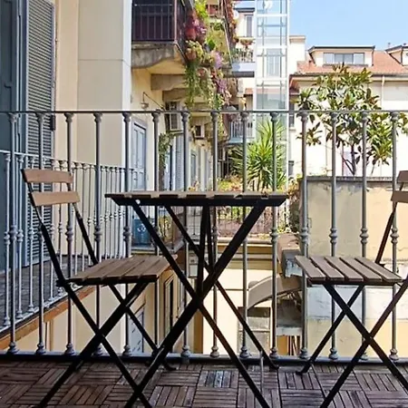 Alessandro 10 Mins Duomo Lejlighed