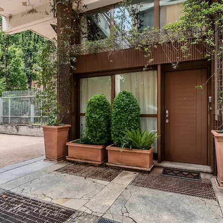 Apartamento Loft Elegante In Centro In Zona Signorile - Davanti Metro