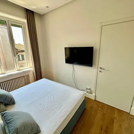 Casa Della Borsa - A Milano