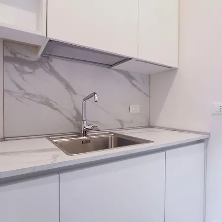 公寓 Cozy One Bedroom Apartment - Castello Sforzesco 米兰