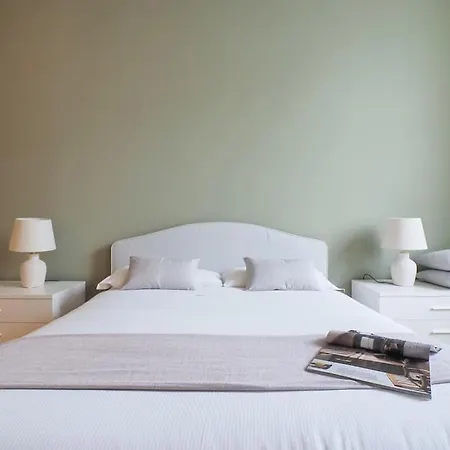 Contempora - Spacious One-bedroom For 4 People - Castello Sforzesco Apartman *