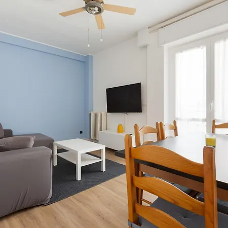 Guesthost - Corso Lodi Modern With Balcony