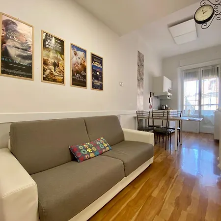 Spacious Near Centrale-loreto-duomo * 米兰