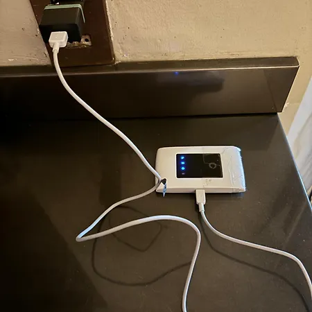 Appartement In Garibaldi Station And Self Check In 4 People