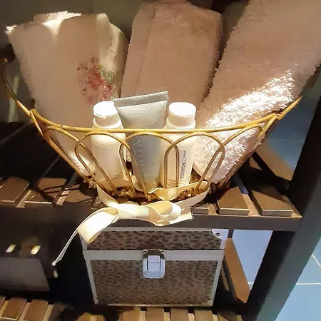 Sunday's Flat/monolocale Zona Bocconi *