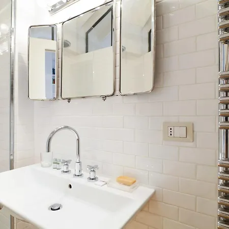 Luxury Penthouse With Rooftop Terrace