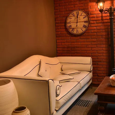 Apartment Center