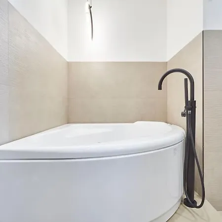 Easylife - - Tadino 13 - Porta Venezia Apartament Mediolan