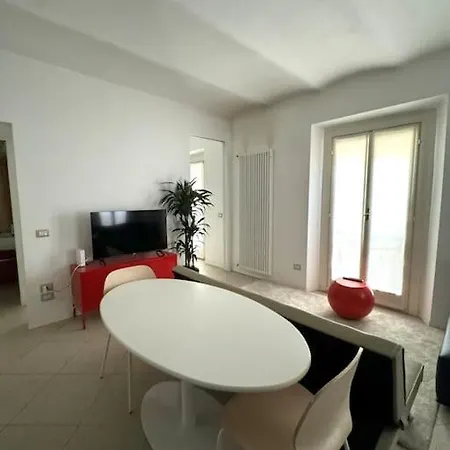 Grazioso In Moscova * ミラノ