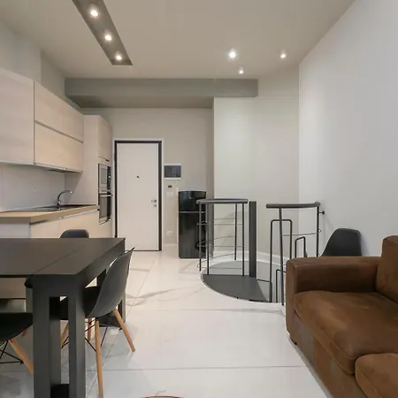 Apartment Xenia - Elegant Three-room In Moscova Area