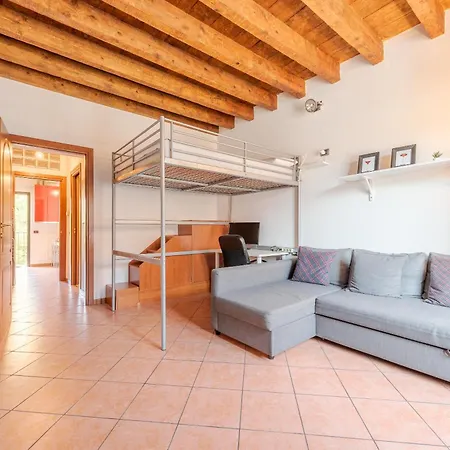 Apartment Guest Planet - Rosso - Navigli Area *