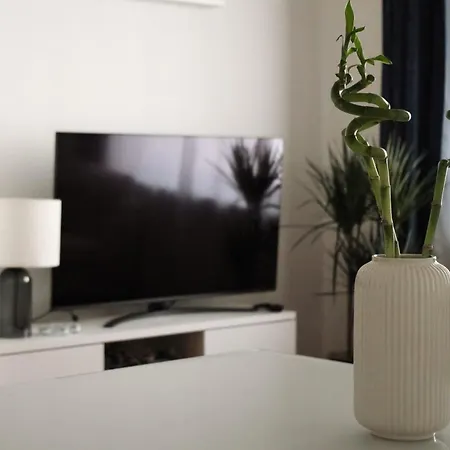 Appartement Cozy Flat In Station - 4 Pax Milaan