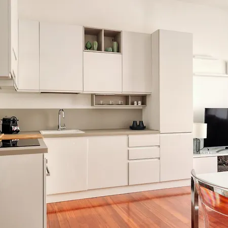 Cozy Flat In Station - 4 Pax *