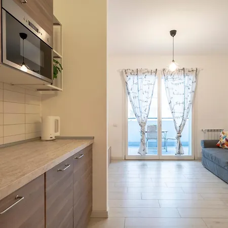 Orange - Bhome Apartment *