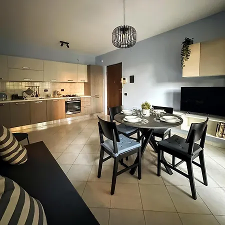 Con Terrazzo Apartment