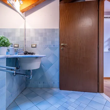 Romantic Navigli - 15min Duomo - Free Parking Lägenhet *