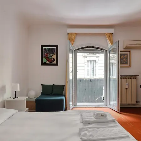 Apartment Charm Next To The Navigli- Via Tortona
