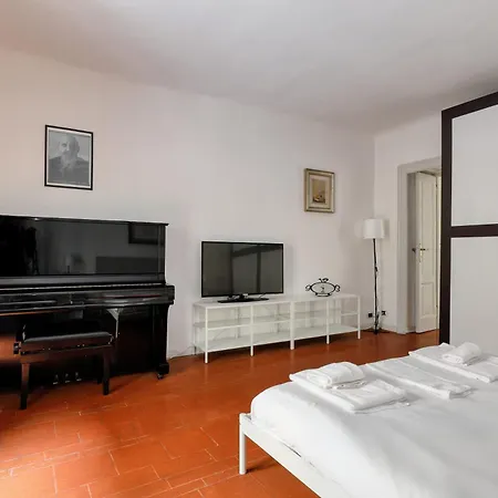 Hostmate - - Tortona