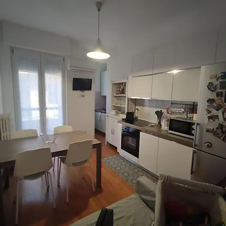 Esplora Comodamente E Poi Riposa Tranquillo Milano