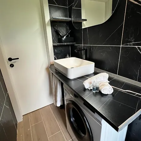 Apartment Moderno Ed Elegante Loft Con Balcone