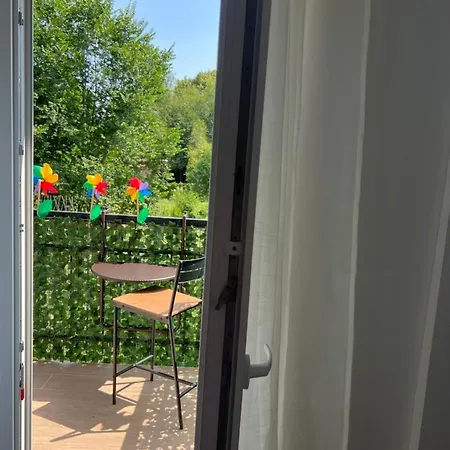 Moderno Ed Elegante Loft Con Balcone Apartment Milan