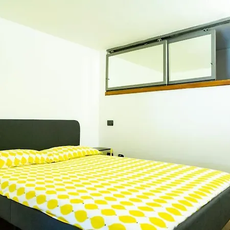 아파트 2 Min Da Porta Genova - Elegante Bilocale