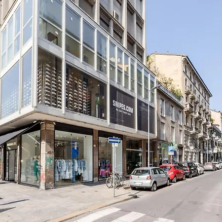 Apartment Guesthost - Porta Venezia - Modern Near Corso Buenos!