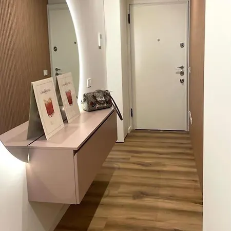 Lula - Zara M3-m5 Apartmán *