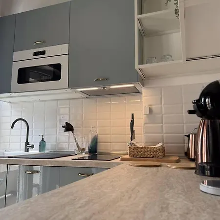 Adamand S House 公寓 *