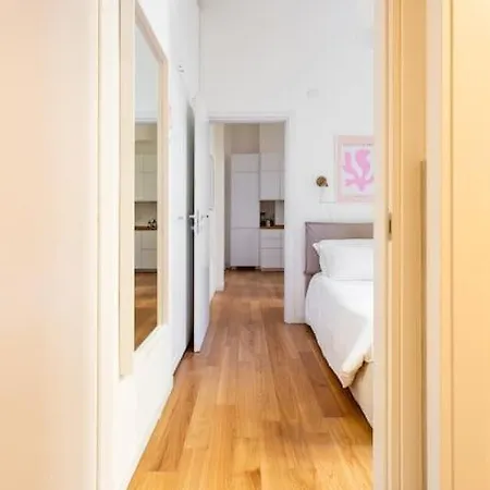 Casa Nel Centro Storico Di Milano, Conciliazione