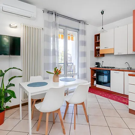 Apartament Isola-centrale 15 Minuti Dal Duomo M5 Mediolan