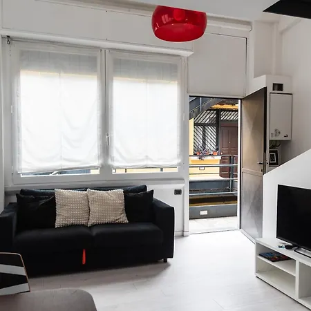 Youhosty - Porta Romana Dx Mediolan