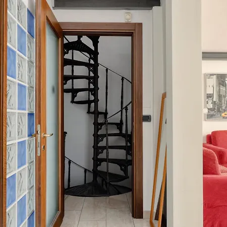 Luigi Bocconi 6 Pax Milano