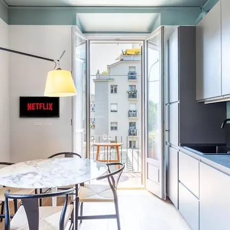 Life-duomo, Design With Terrace Apartmán