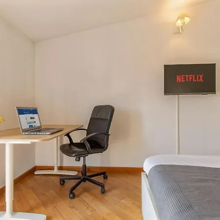 Unique & Strategic Flat, 50m From M4 Station Apartman Milánó