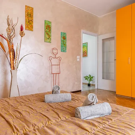 Appartamento Duomo - San Siro House Con Netflix, Wi-fi *