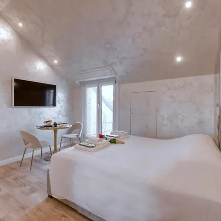 Apartment Garibaldi 64 - Luxury In Brera District *