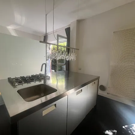 Loft Di Design Con Giardino Privato