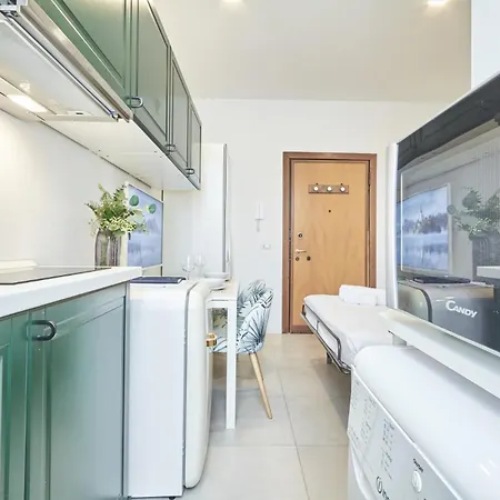 Easylife - - Muratori 10 - Porta Romana