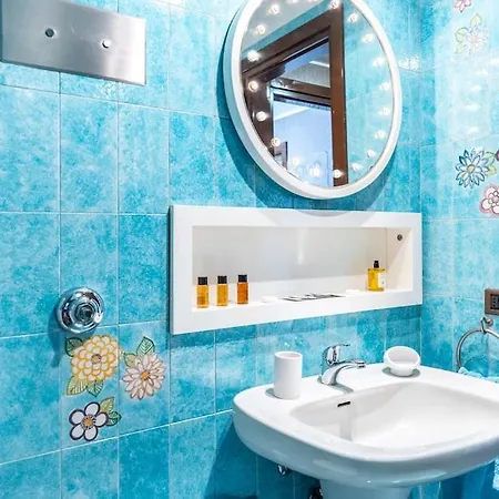 Attico Di Lusso Con Terrazzo A 10 Minuti Dal Duomo Apartament Mediolan